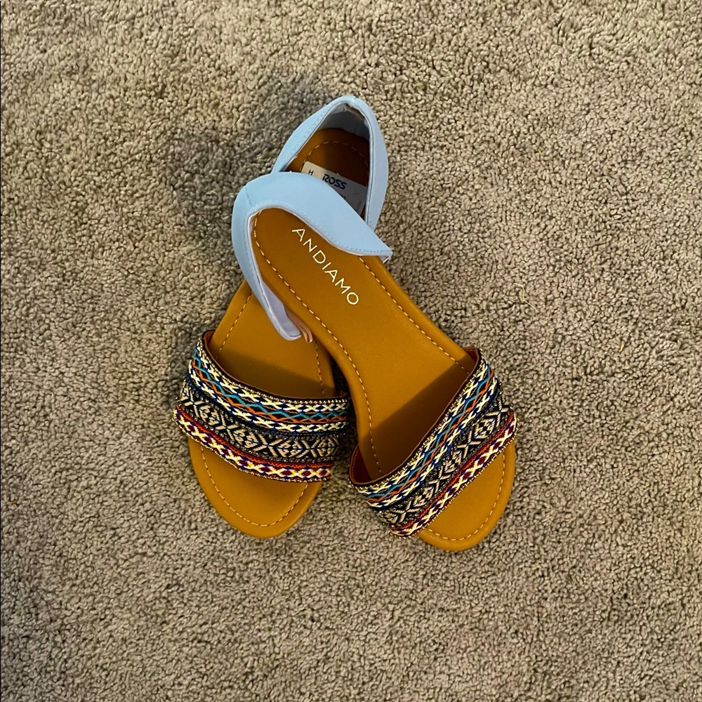 Andiamo Aztec Sandal w/closed heel 🇺🇸 Memorial day Madness item.